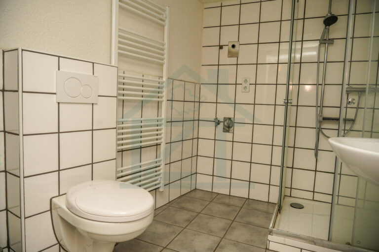 Badezimmer EG