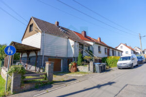 Straßenansicht