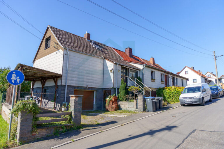 Straßenansicht
