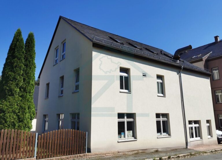 EFH Ansicht Straßenseite