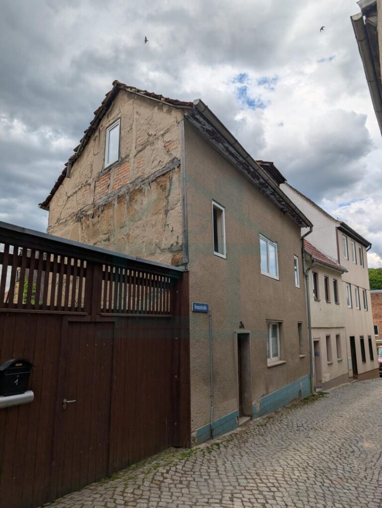 Straßenansicht