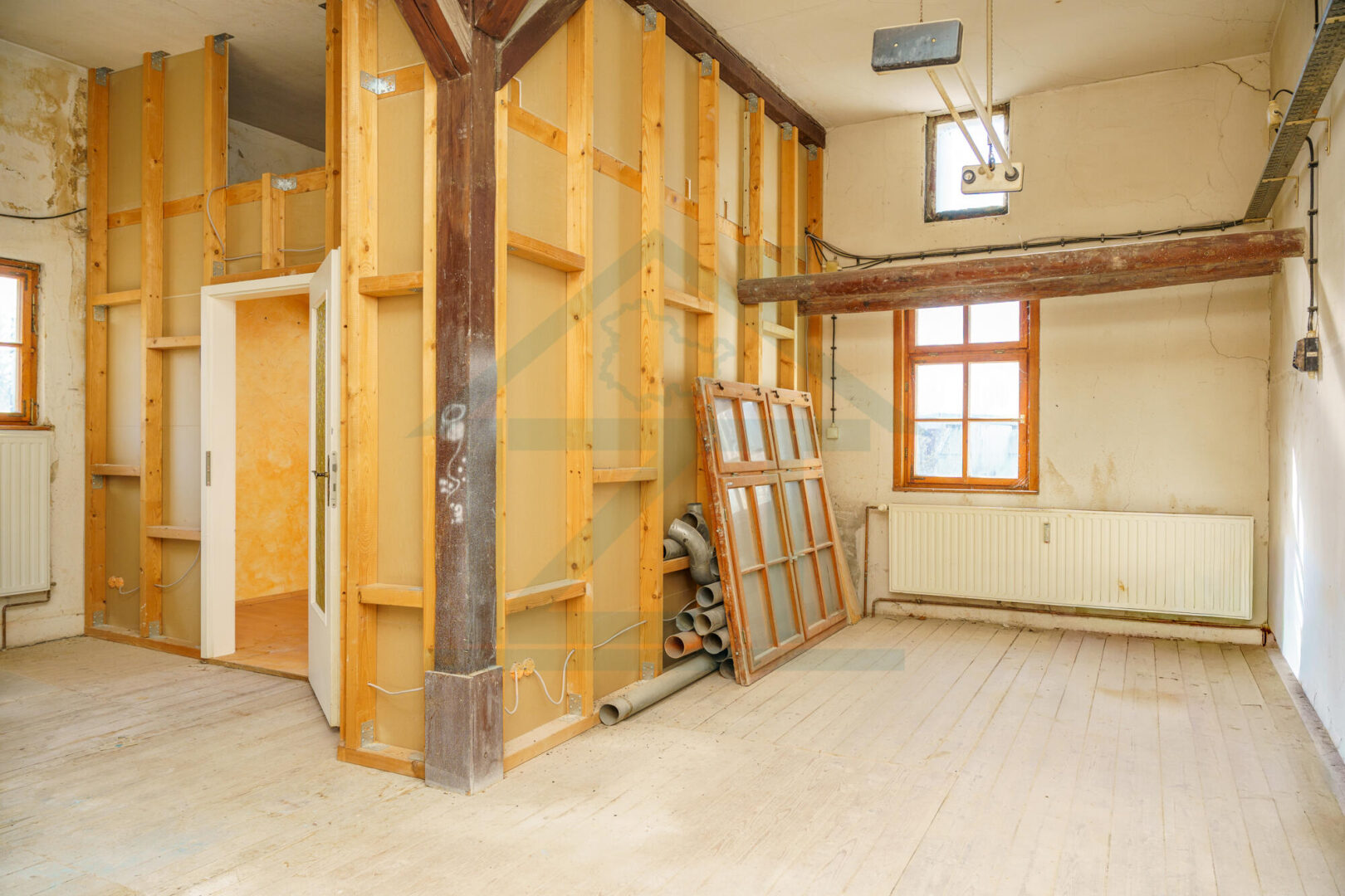 hinterer unausgebauter Raum