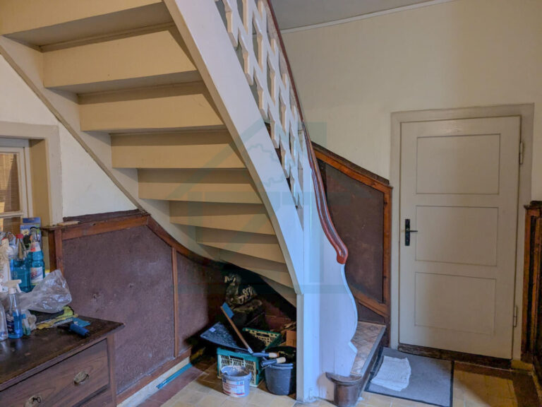 Diele mit Treppenaufgang