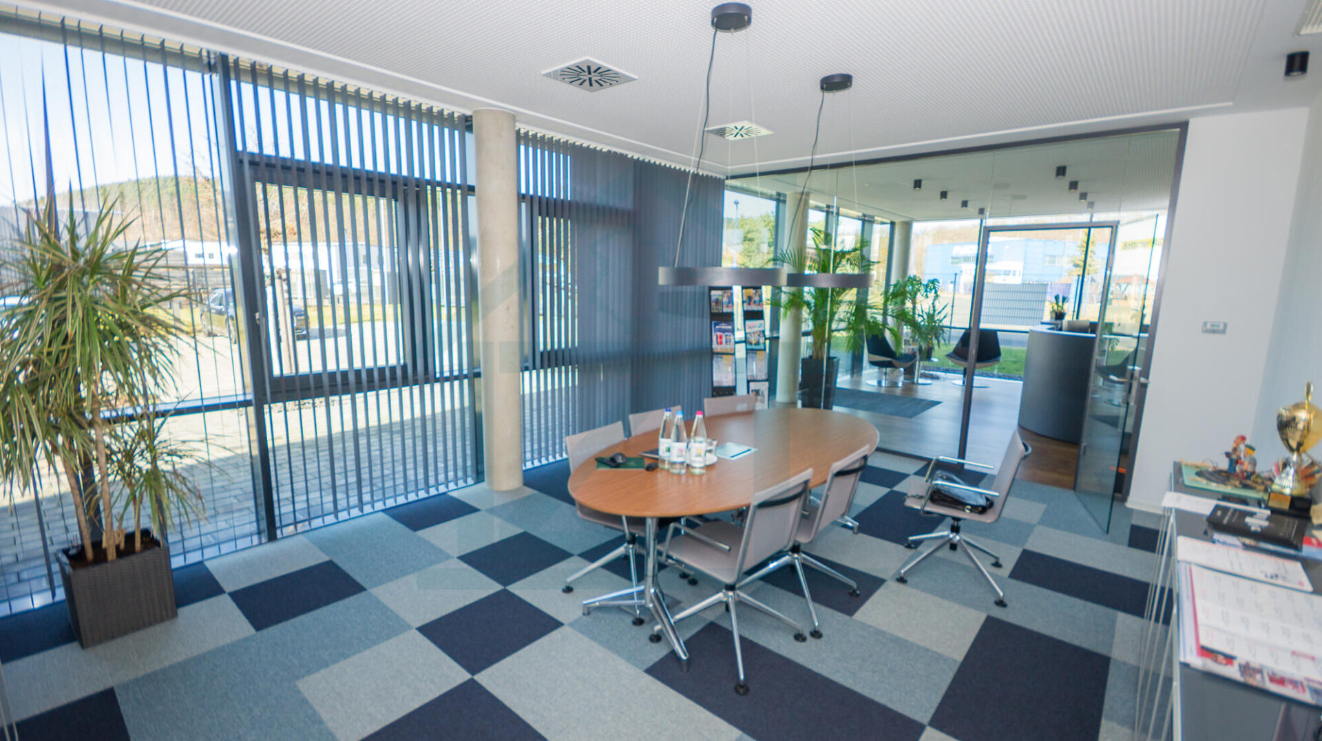 gemeinsamer Besprechungsraum