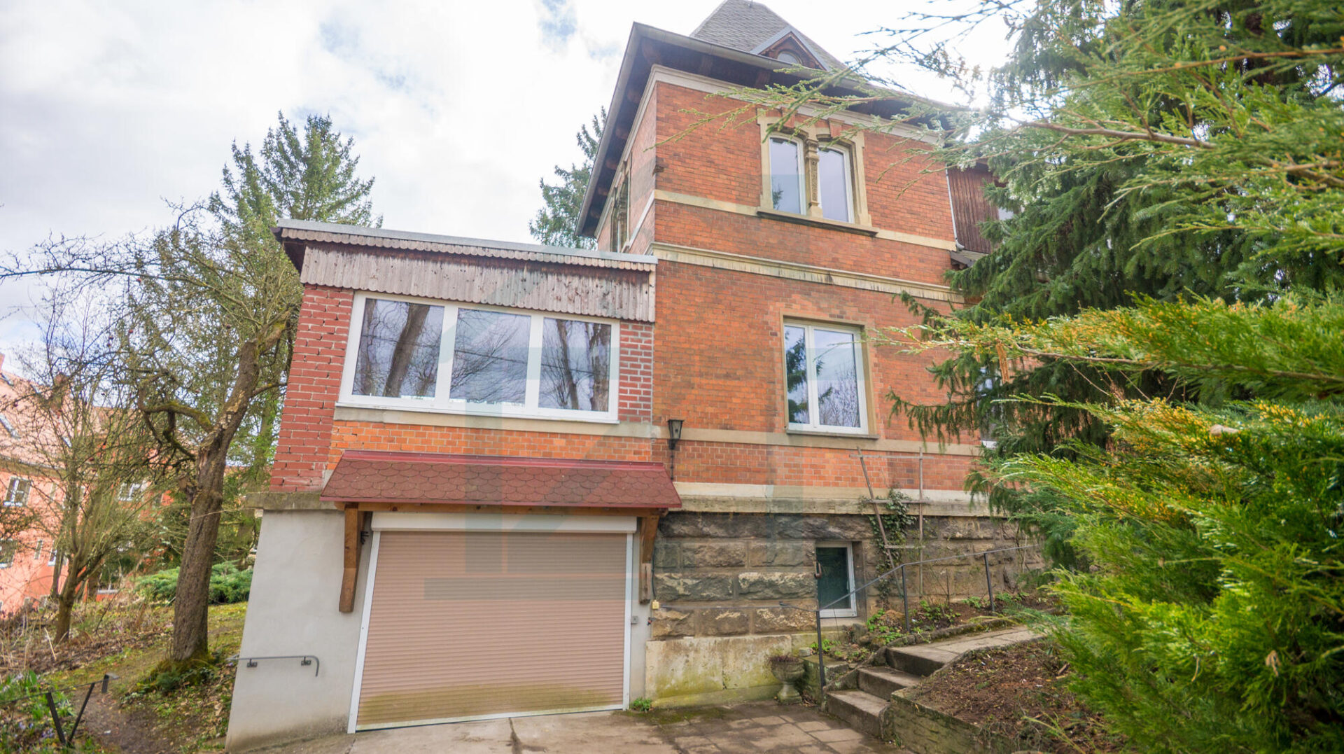 Außenansicht Garage Richtung Norden