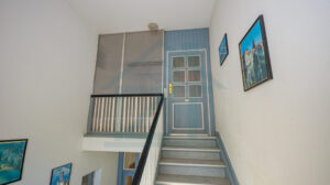 Eingang Treppenhaus zur Wohnung