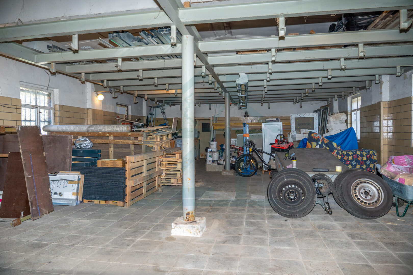 Lagerhalle