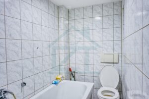 Badewanne, Toilette