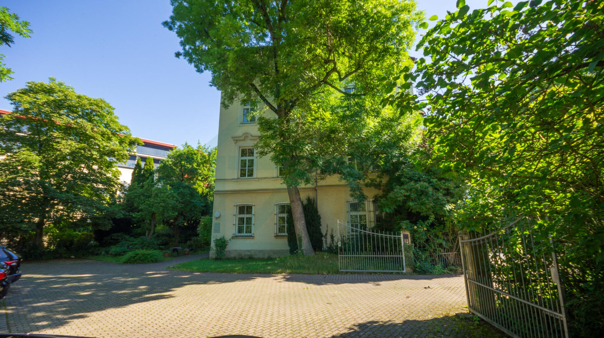 Außenansicht Gebäude