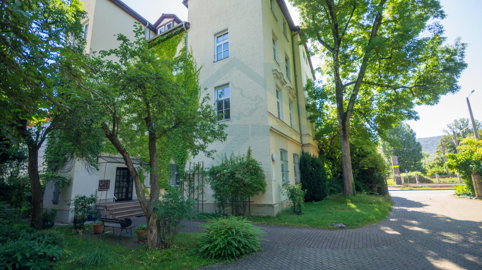 Außenansicht Gebäude