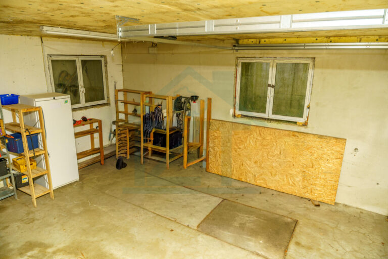 Garage, Haupthaus